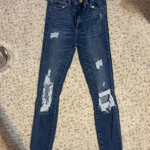 Abercrombie ripped skinny jeans